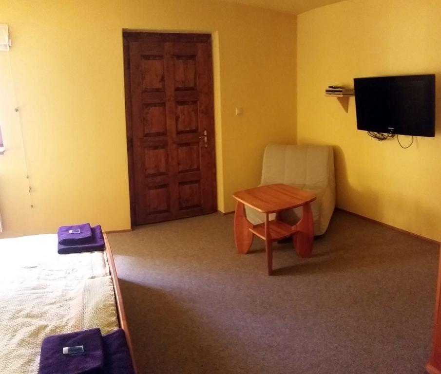 Salas-Partizánske Kamer foto